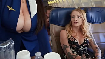 Uçuş Görevlisi Sikiyor: Bölüm 2 Angela White / Brazzers / Resmi Sitede Xvpromo Koduyla Indirim