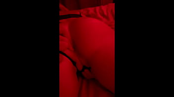 Acemi çiftin Ateşli Anal Macerası