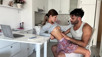 Düz Deli Bir Bağımlıyla Çılgın Ve Azgın Sevişme