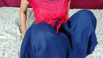 Desi Üvey Gelin Kardeşinle Hintçe İnlemeler Eşliğinde Jija’yı Sikiyor