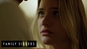 Kenna James’in Üvey Babasının Sert Siki Özlemi Ve Ona Unutulmaz Bir Hatırlatma