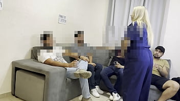 Sperm Bankta Toplu Seks Şöleni