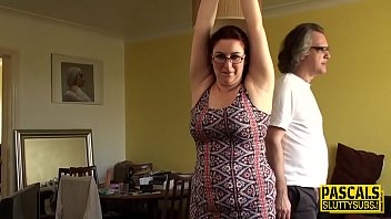 Bağlanmış Dolgun Milf Köle